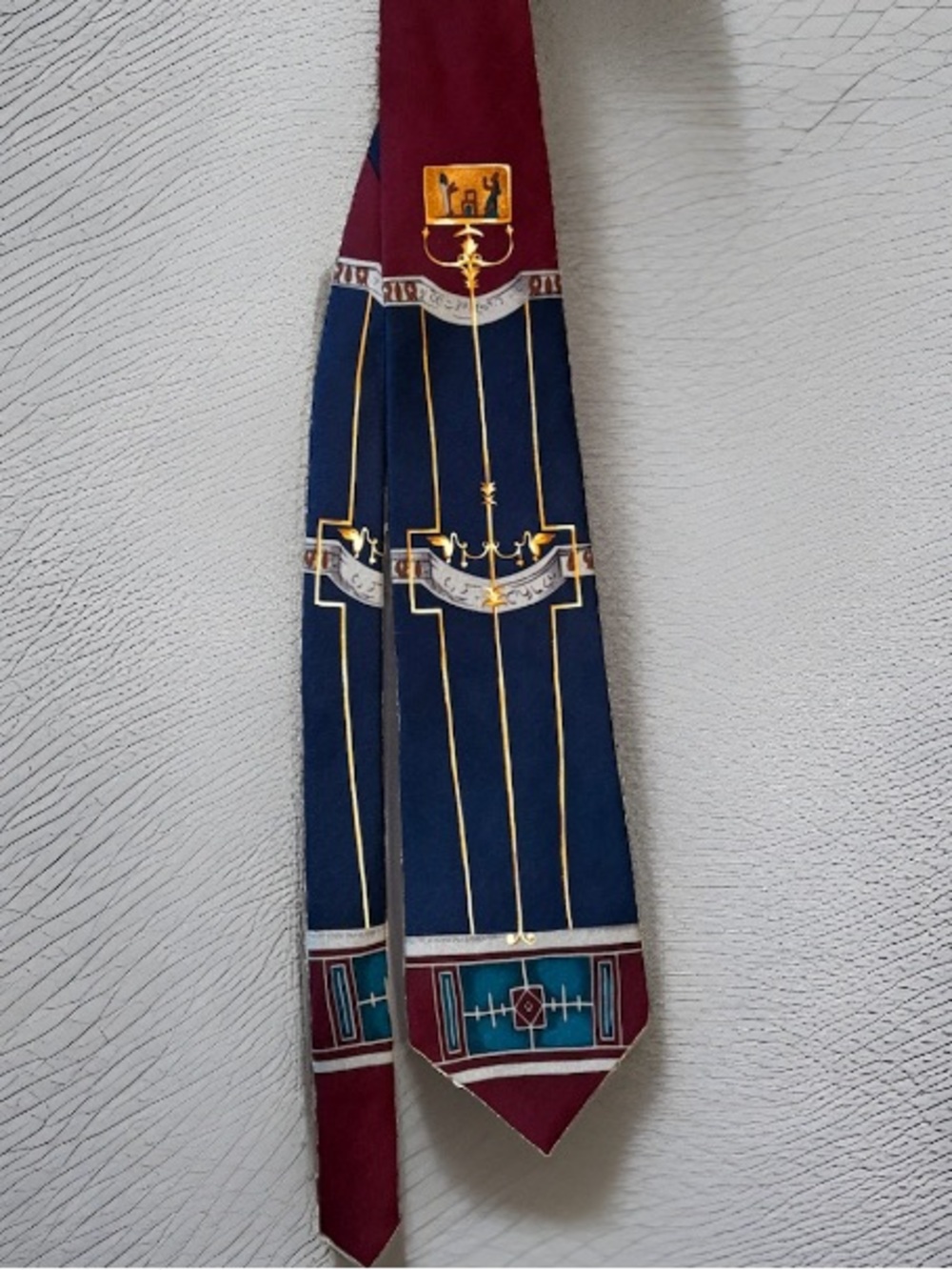 Frank Lloyd Wright Boxelder for The Met Silk Tie Burgundy Navy Blue Geometric - Picture 2 of 6